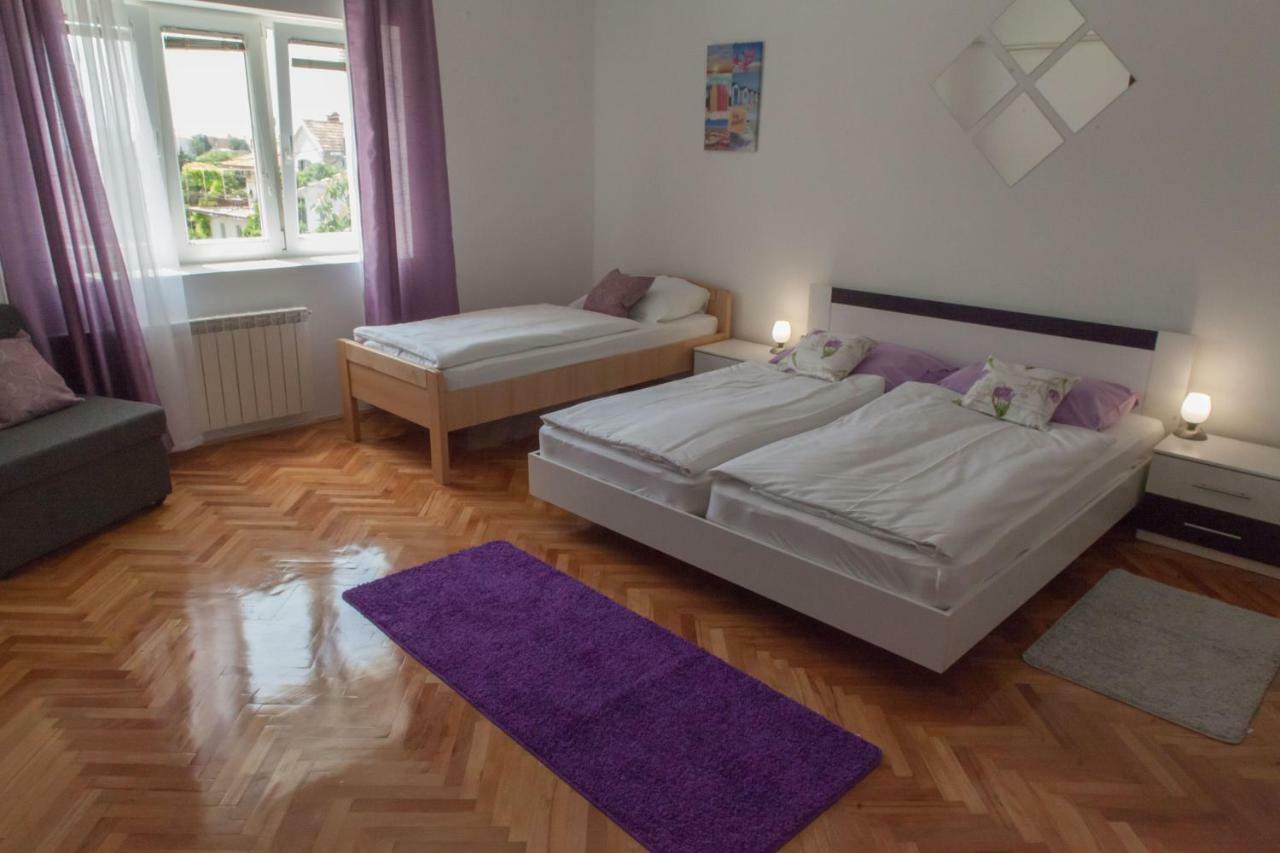 Holiday Home Domi Novi Vinodolski Eksteriør bilde